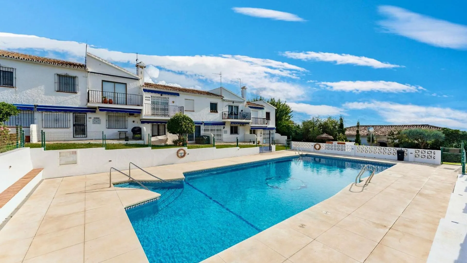 Live Del Mar Lägenhet Mijas